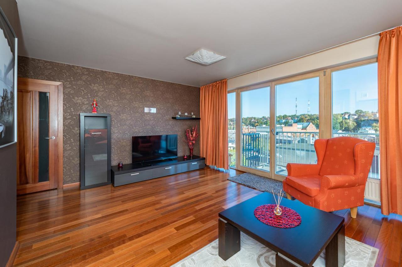קובנה Panoramic City Centre Apartment By Polo Apartments מראה חיצוני תמונה